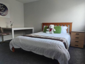 Auckland sweet home